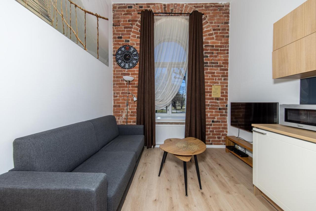 Small Cozy Two-Level Apartments 9 塔林 外观 照片